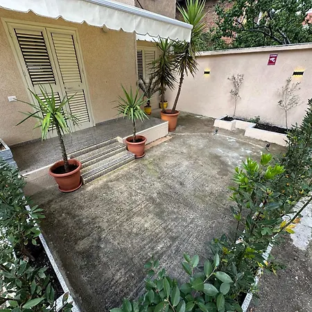 公寓 Luxury Center 地拉那