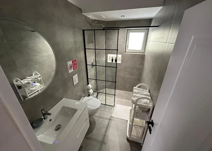 Luxury Center Appartement Tirana