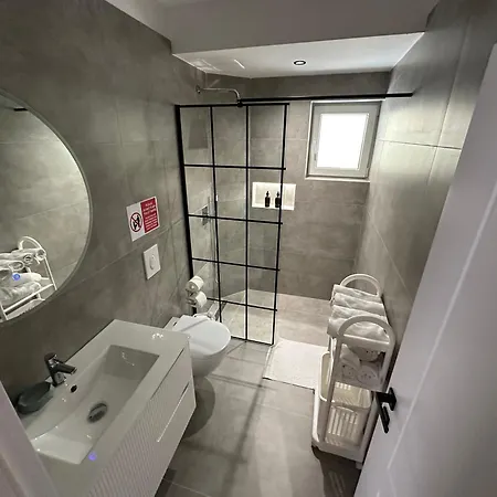 Luxury Center Apartment Tirana