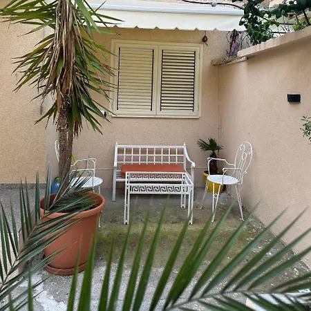 Luxury Center * Tirana